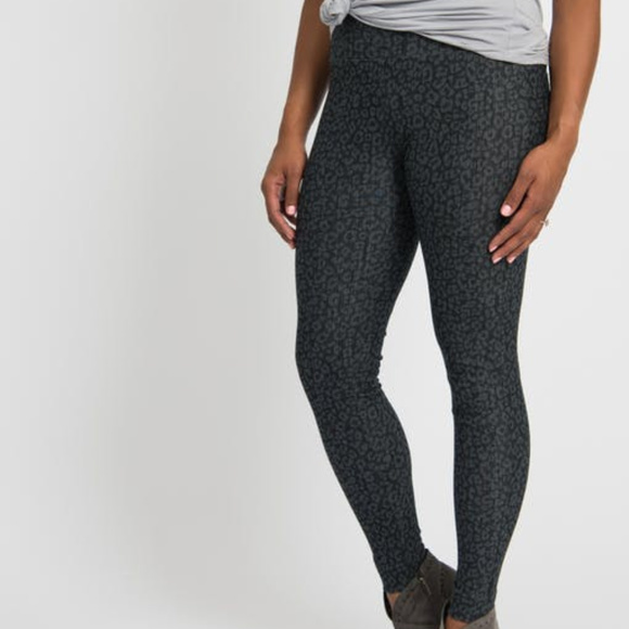 agnes and dora knit jeggings